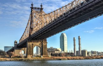 Puente de acceso a Queens